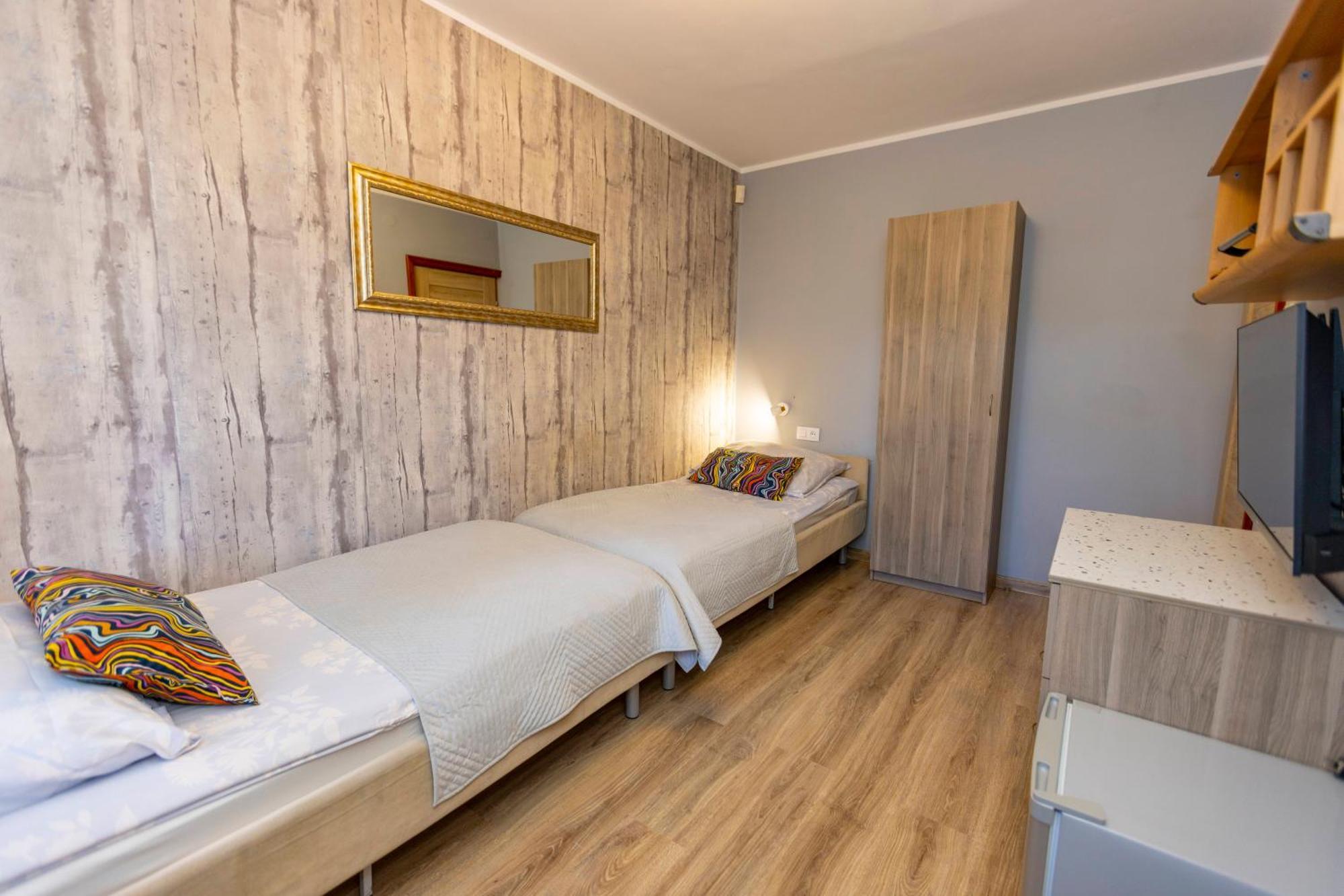 Gosciniec Pod Markizami Malbork Esterno foto